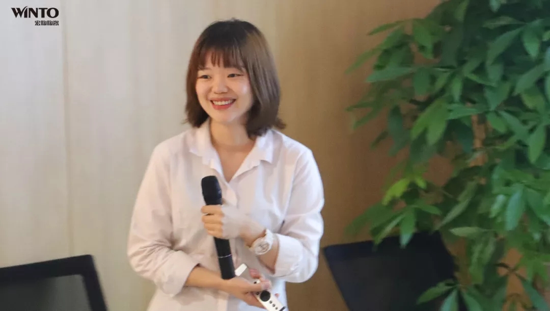 ag亚娱集团地砖女主管