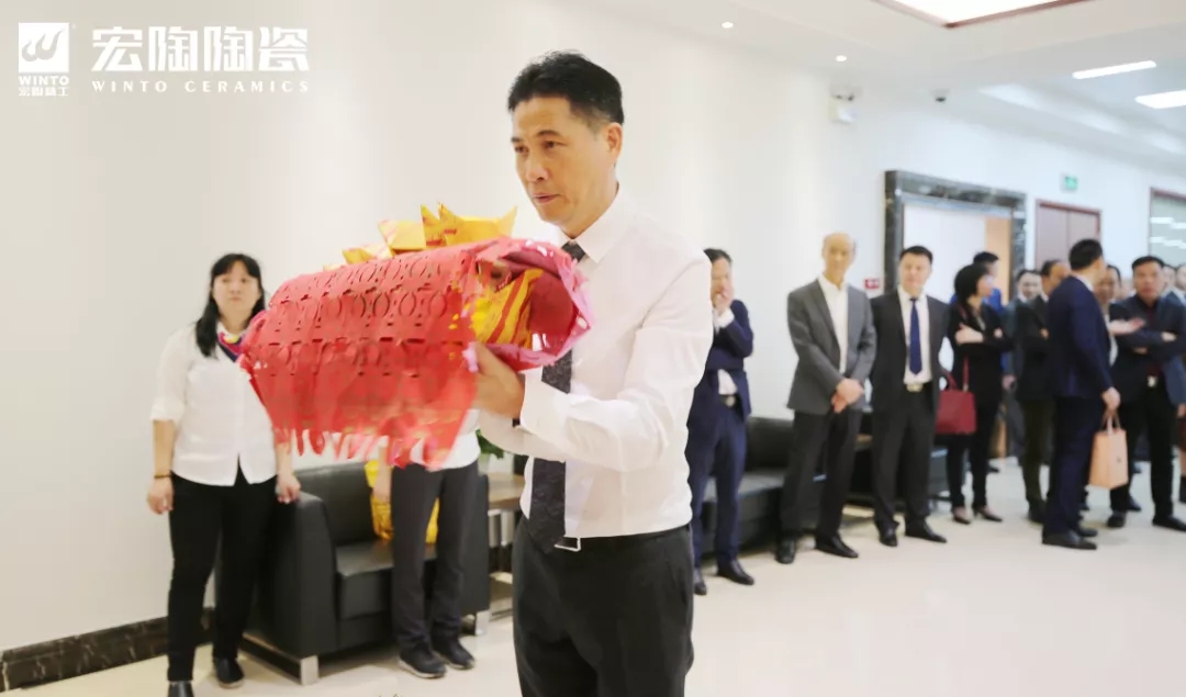 ag亚娱集团陶瓷